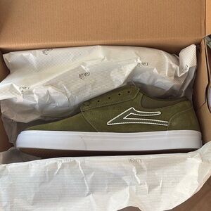 Lakai green suede skater shoes size 10 1/2